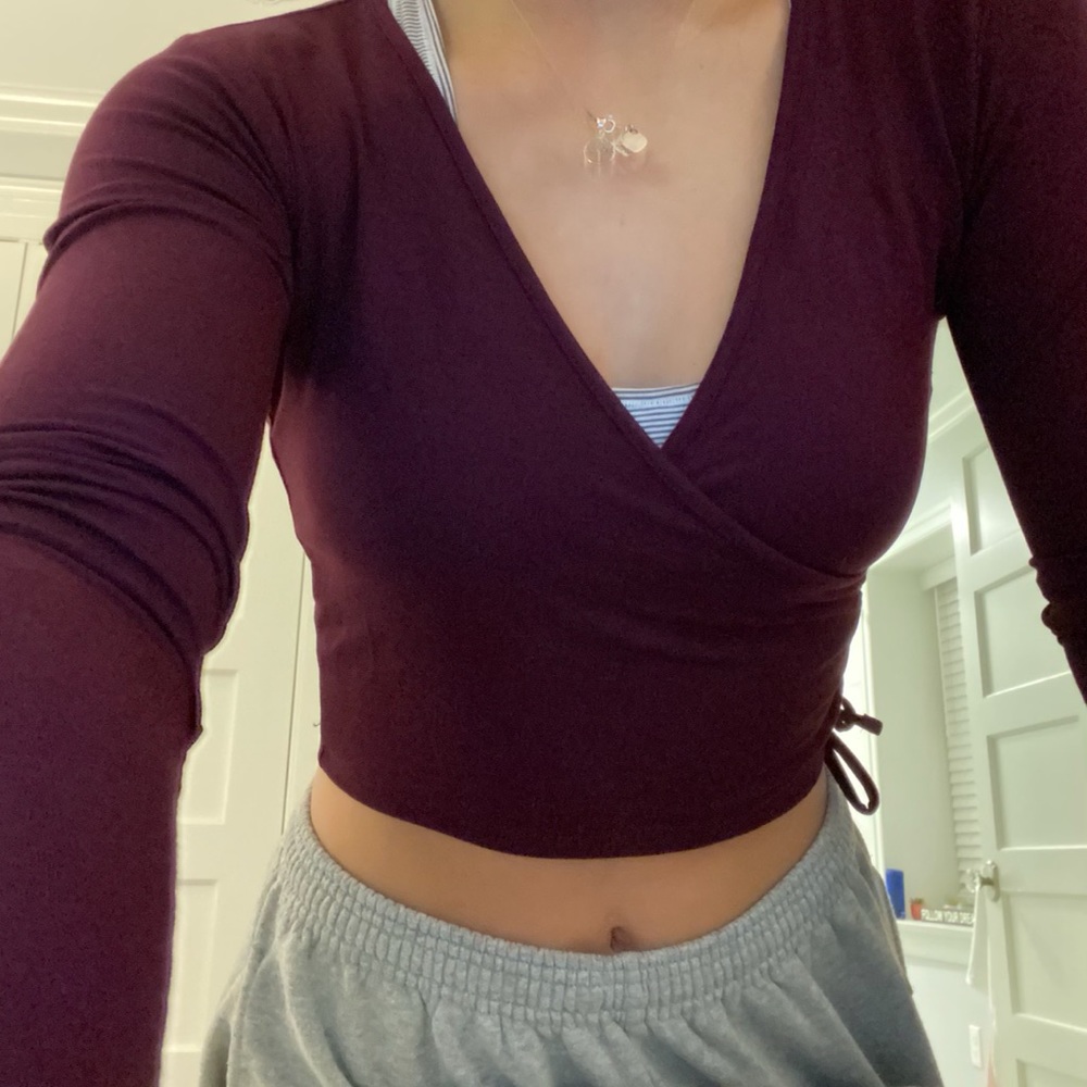 Forever 21 long sleeve crop top